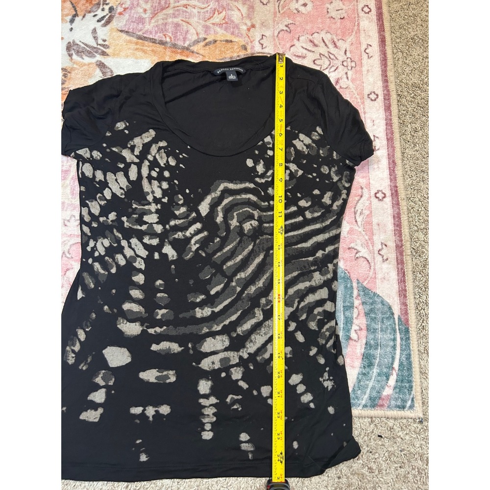 Banana Republic Black Abstract Animal Print Modal Soft Short Sleeve Top Size S‎ - Picture 7 of 7